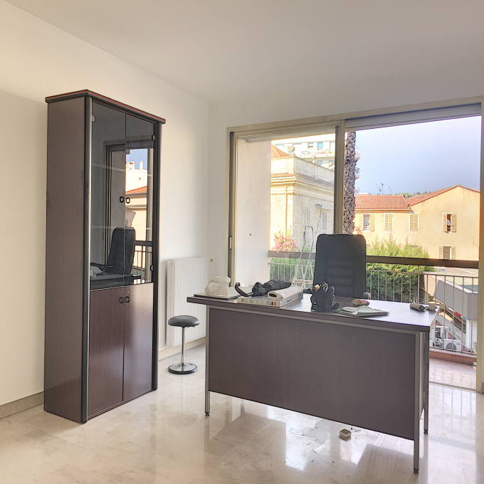 Location Immobilier Professionnel Bureaux Cagnes-sur-Mer (06800)
